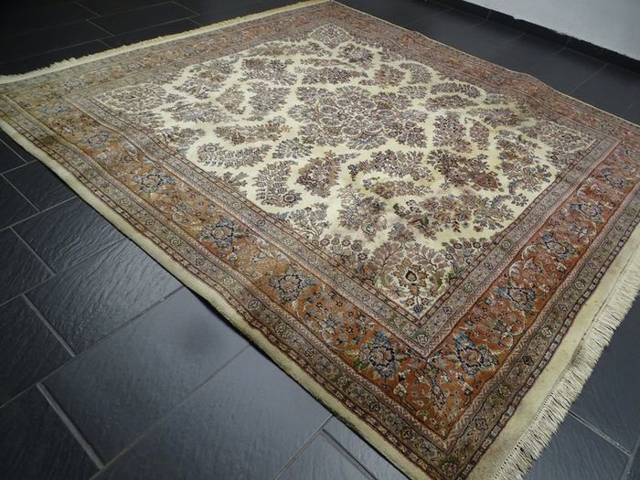 P.ersian Sarok Mir Rug 2.60 x 2.48 (SCK)