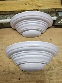 2 X Wall lights