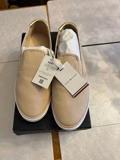 Tommy Hilfiger womens canvas shoes 7.5UK 42EU