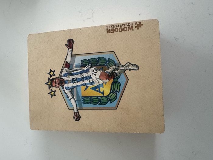Messi Football jigsaw puzzle wooden (free shipping)