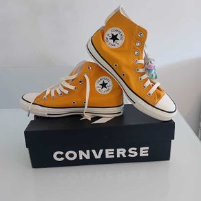 Converse Hi Top Chuck Taylor All Star NEW Unisex trainers Sunflower Yellow