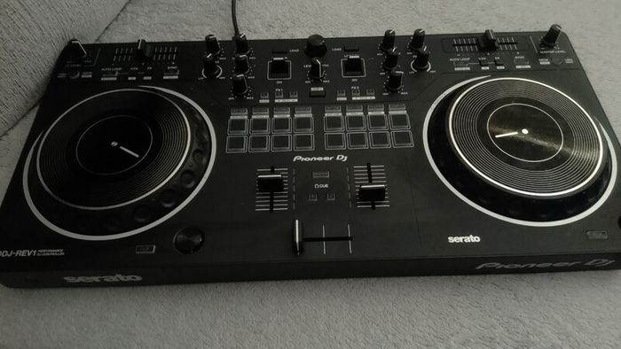 Serato pioneer dj