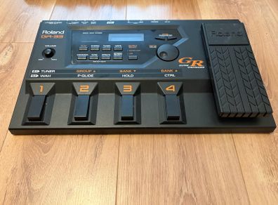 Roland GR33