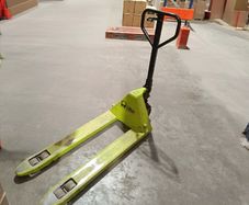 pallet truck