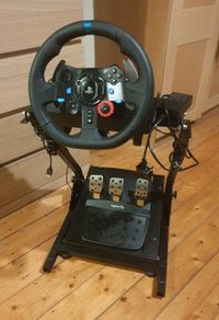 Logitech G29 Steering Wheel, Pedals & Stand