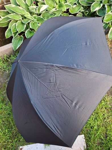 Reversal umbrella