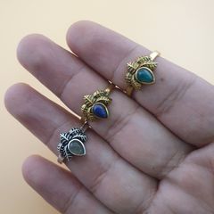 Lot Of Vintage 3 Adjustable Flower desgin Brass Rings With Jade ,Lapis Lazuli ,MoonStone