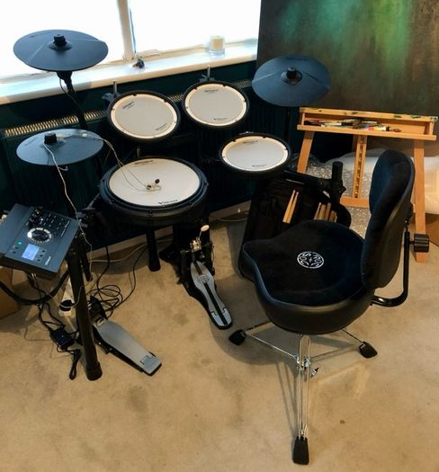 Roland TD-17KV V-Drums Electronic Drum Kit, with Pedal and Stool included.