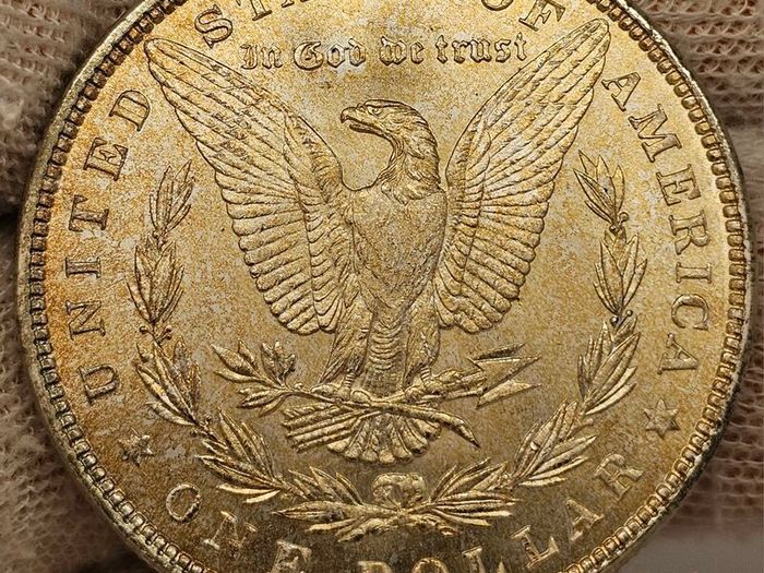 USA United States Silver 1882 Morgan Dollar Beautiful Uncirculated Lustrous Superb!