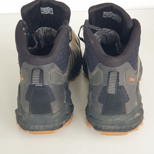 Keen Zionic mid waterproof boots size 8.5 EU 42.5