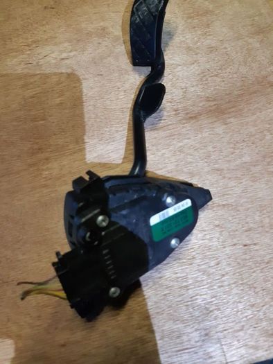 AUDI A4 B7 2005 Accelerator Pedal 8E2721523E