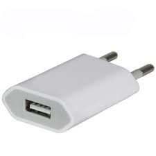 4-in-1 USB Adapter and Charger Set for iPhone, iPod, and iPad