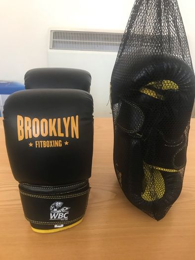 Boxing Gloves 12oz