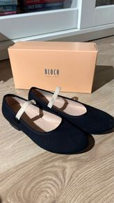 character shoe low heel