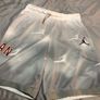 Boy Nike Jordan shorts age 13/15 Image 6