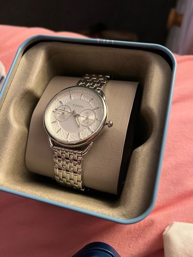 womens watch