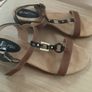 Size 5 Sandals Image 3
