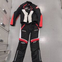 Motorcycle Jacket and Motorcycle Pants Alpinestars
