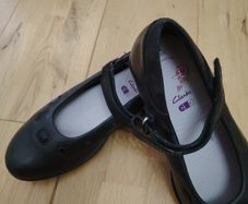 girl soes