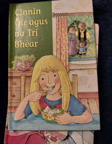Irish book (Pr 204 )
