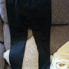 BN black leggings