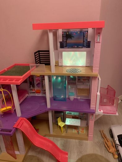 Barbie Dream House