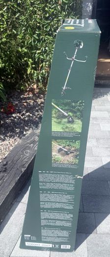 Petrol Strimmer (new)