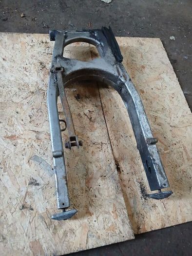 suzuki bandit swing arm