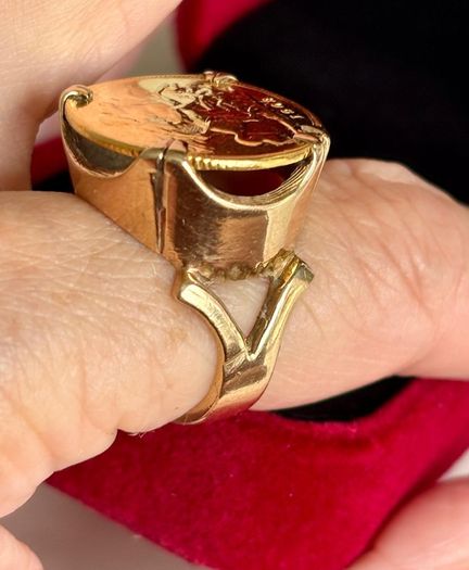22ct gold ring