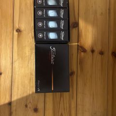 2 brand new boxes of Titleist pro v1 golf balls
