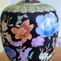 Vintage Black Porcelain Chinese Famille Rose Jar Urn