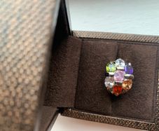 Multicoloured stones
