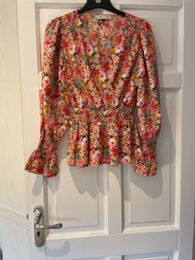 blouse size S