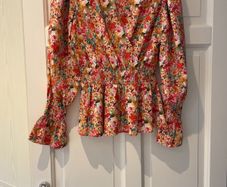 blouse size S