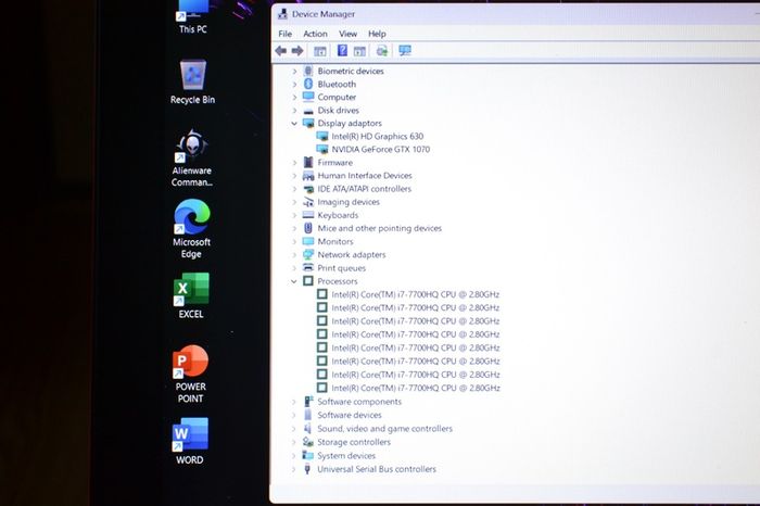 Dell Alienware 15 R3 Gaming Laptop Core i7, SSD + Microsoft Office