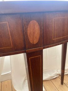 Hall table