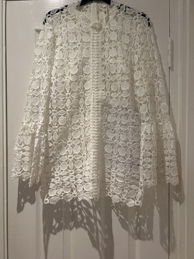 Lace  Top long sleeve BNWT