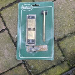 door closer
