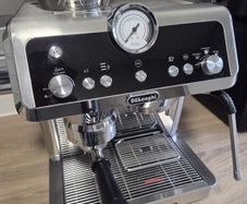 Coffee Machine (DeLonghi)
