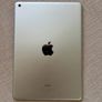 Apple iPad 6th Gen (32GB) + Logitech Keyboard Case  (Excellent/Like New Condition) Image 2