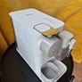 Coffee machine: DeLonghi Nespresso Lattissima One Image 4
