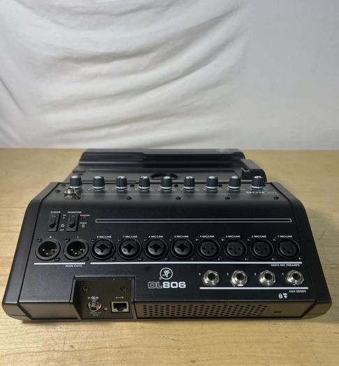 mackie dl806