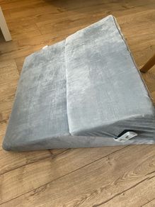 Wedge Pillow