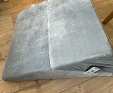 Wedge Pillow