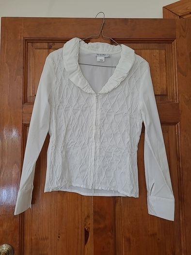 Ladies White Shirt Zipped Front