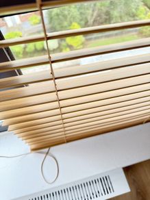 Blinds wood-style set of 4