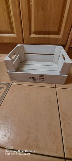 wooden display advertising crisps crate,good condition, buyer collects,or pays postage,