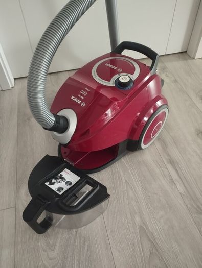 Vacuum cleaner Bosch