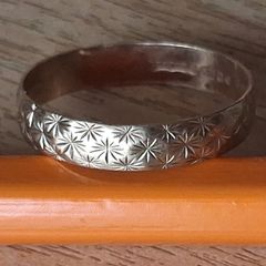 Gold ring 375