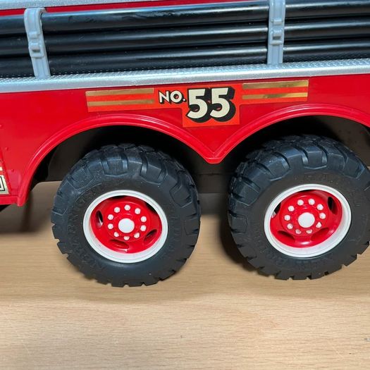 New Bright Fire Engine Truck No 230 Wired Remote - Rare - Vintage - Boxed